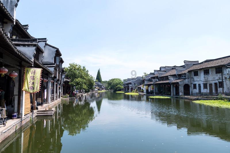 内蒙古晴好天气“在线” 中西部气温缓慢回升