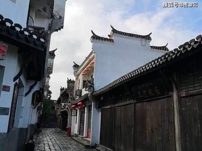 31省份去年居民人均可支配收入公布:京沪破8万,8省份超全国水平