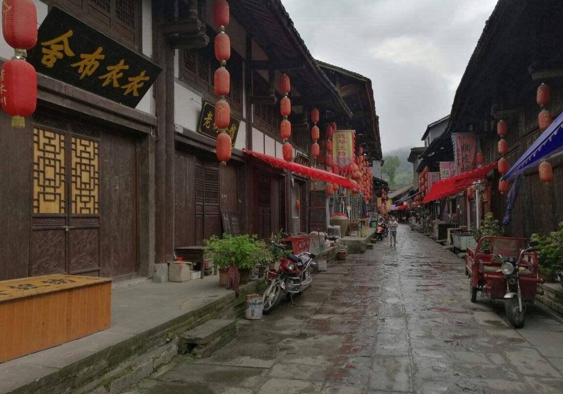 同样是60 港圈男神，周润发和其他人对比，差别怎么那么大